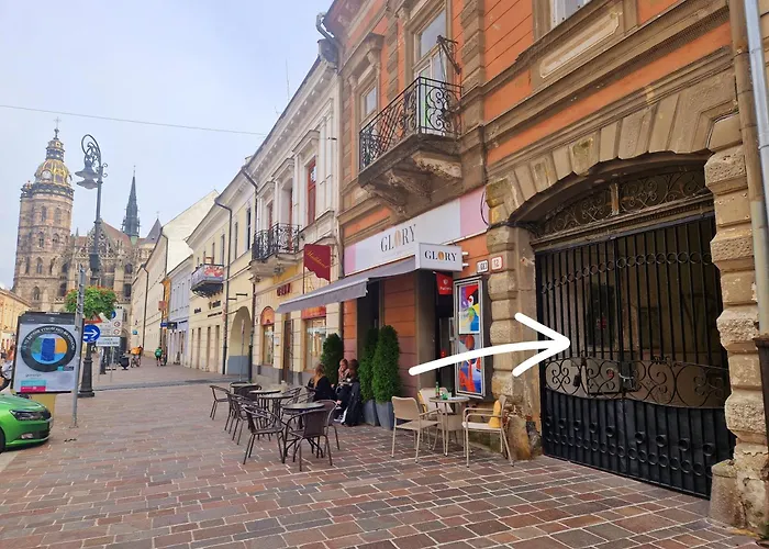 Helena Old Town Apartment